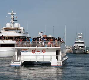 Key West Oceanfront  Vacation Rentals Attraction: Boat Party