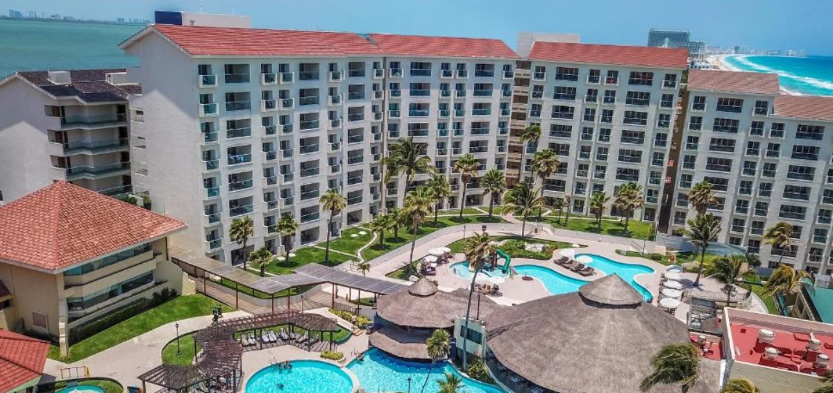 Emporio Cancun