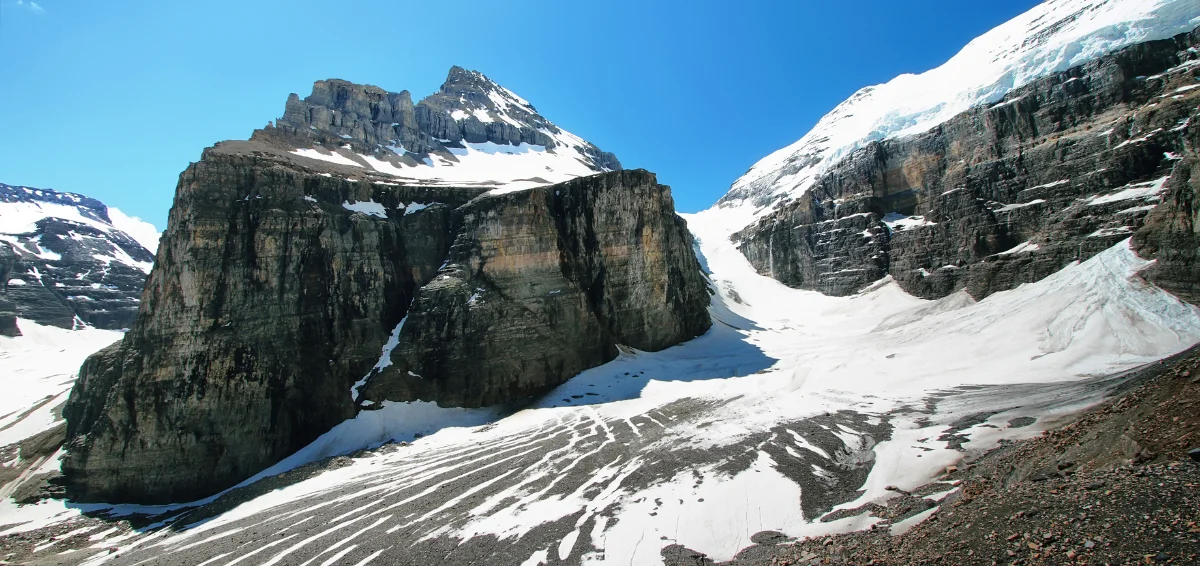 Plain of Six Glaciers