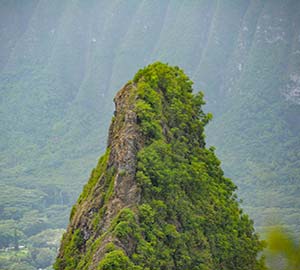 Kailua Beach Park Attraction: Olomana Three Peaks Trail