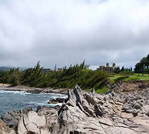 Maui Attraction: Dragon's Teeth