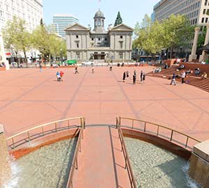 Portland Attraction: Pioneer Courthouse Square