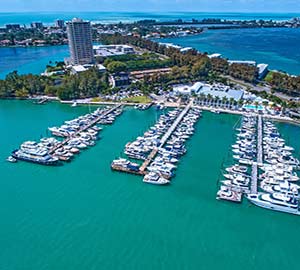Siesta Key Beach Front Vacation Rentals Attraction: Sarasota Yacht Club Marina