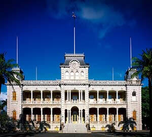 Waikiki Beach Attraction: Iolani Palace