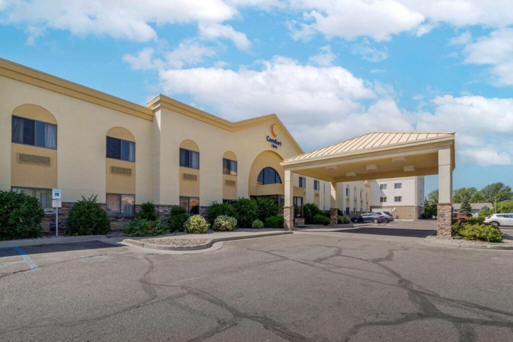 Comfort Suites Bismarck