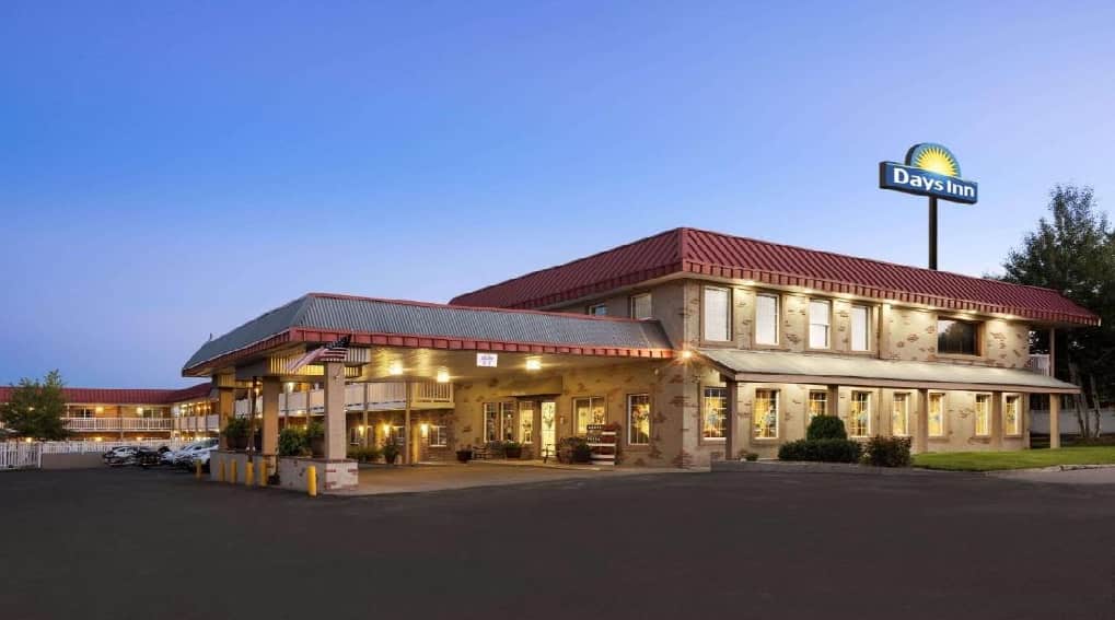 Days Inn by Wyndham Montrose