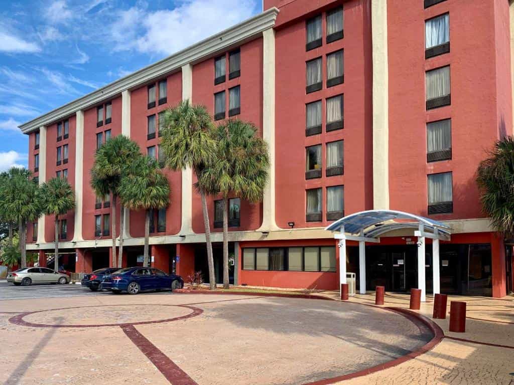 Holiday Inn Express Miami Springs